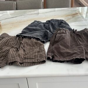 Abercrombie & Fitch Men's Flat Front 6 inch inseam Shorts - Brown, Gray